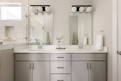 4907 Mendoza Drive, Austin, TX 78721 - Photo 20