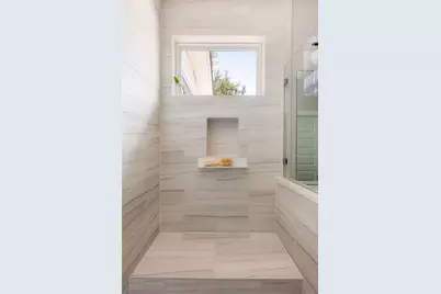 4907 Mendoza Drive, Austin, TX 78721 - Photo 22