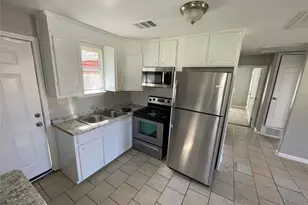1041 Lott Ave, Austin, TX 78721 - Photo 6