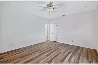 5701 Scout Bluff, Austin, TX 78731 - Photo 10