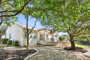808 Armstrong Dr, Georgetown, TX 78633 - Photo 32
