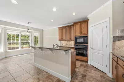 808 Armstrong Drive, Georgetown, TX 78633 - Photo 8