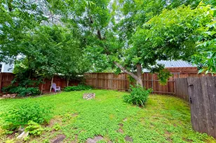 423 S Main St, Lockhart, TX 78644 - Photo 26