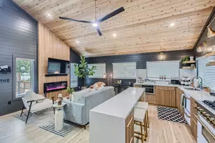 852 N Houston Ave, New Braunfels, TX 78130 - Photo 12