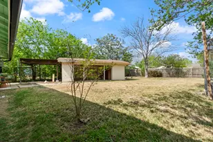 1610 Corona Dr, Austin, TX 78723 - Photo 34