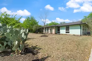 1610 Corona Dr, Austin, TX 78723 - Photo 32