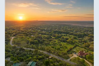 415 E Bartlett Drive, Buda, TX 78610 - Photo 8