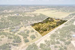 51 D S Rd, Fredericksburg, TX 78624 - Photo 20