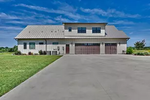 2165 Co Rd 250, Weimar, TX 78962 - Photo 32