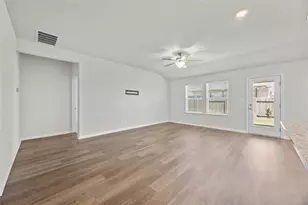 413 Windy Reed Rd, Hutto, TX 78634 - Photo 4