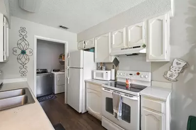 1400 Meadows Drive, Round Rock, TX 78681 - Photo 16