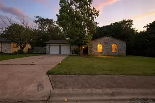 1400 Meadows Dr, Round Rock, TX 78681 - Photo 4