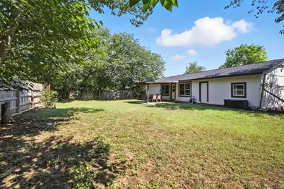 1400 Meadows Drive, Round Rock, TX 78681 - Photo 32