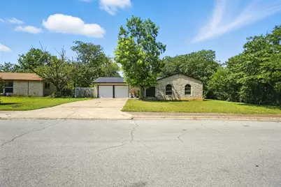 1400 Meadows Drive, Round Rock, TX 78681 - Photo 2