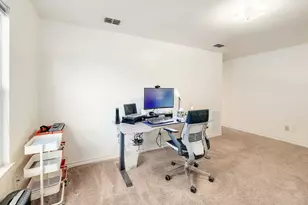 703 Valley View Dr, Pflugerville, TX 78660 - Photo 8