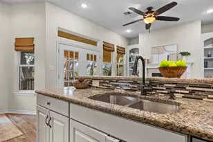 10409 Little Creek Cir, Dripping Springs, TX 78620 - Photo 8