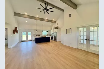 1300 Private Road 7037, Lexington, TX 78947 - Photo 12
