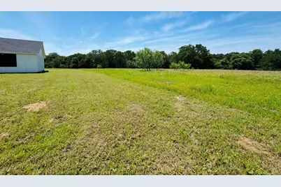 1300 Private Road 7037, Lexington, TX 78947 - Photo 36