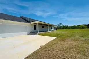 1300 Private Rd 7037, Lexington, TX 78947 - Photo 34