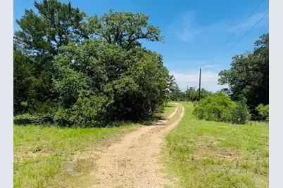 1300 Private Road 7037, Lexington, TX 78947 - Photo 40