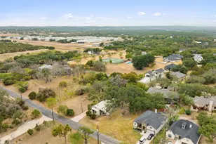 318 Coventry Rd, Spicewood, TX 78669 - Photo 30