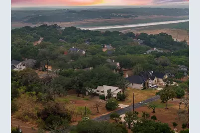 318 Coventry Road, Spicewood, TX 78669 - Photo 38