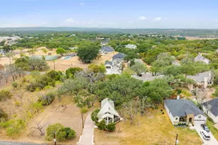 318 Coventry Rd, Spicewood, TX 78669 - Photo 32