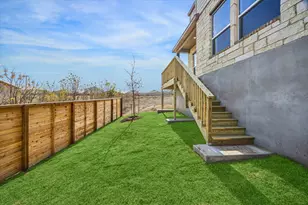 1531 N Red Bud Ln, Round Rock, TX 78665 - Photo 4