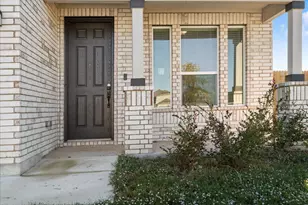 18501 Spotted Eagle Ln, Elgin, TX 78621 - Photo 2
