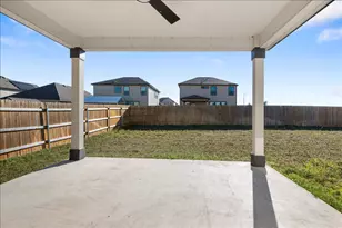 18501 Spotted Eagle Ln, Elgin, TX 78621 - Photo 38