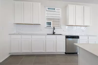 18501 Spotted Eagle Lane, Elgin, TX 78621 - Photo 10