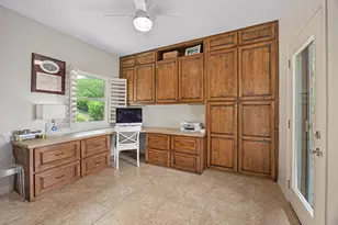 917 Challenger, Lakeway, TX 78734 - Photo 14