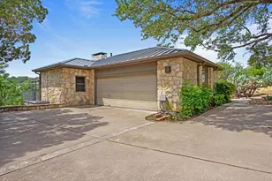 917 Challenger, Lakeway, TX 78734 - Photo 38
