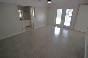 13203 Stillforest St, Austin, TX 78729 - Photo 18