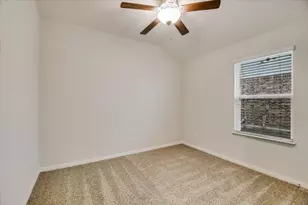 105 Saviano Rd, Hutto, TX 78634 - Photo 14