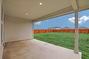 105 Saviano Rd, Hutto, TX 78634 - Photo 18