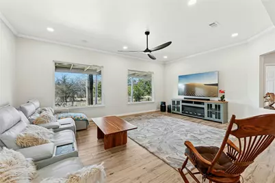 125 Crystal Springs Drive, Georgetown, TX 78633 - Photo 8