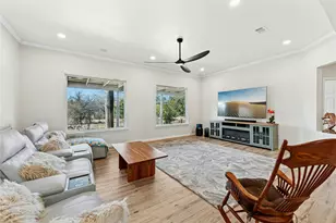 125 Crystal Springs Dr, Georgetown, TX 78633 - Photo 8