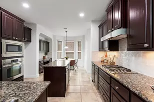8624 Alophia Dr, Austin, TX 78739 - Photo 4
