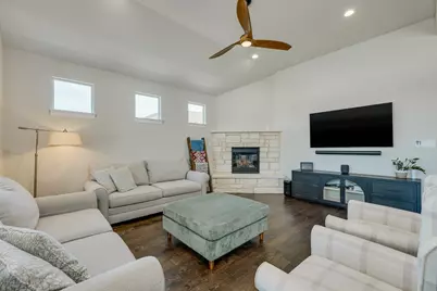 3300 Venezia View, Leander, TX 78641 - Photo 4