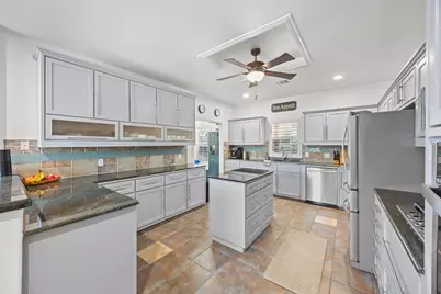 105 Honeycomb Mesa, Leander, TX 78641 - Photo 4