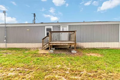 5670 E Hwy 290 Street, Giddings, TX 78942 - Photo 2