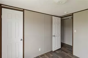 5670 E Hwy 290 St, Giddings, TX 78942 - Photo 10