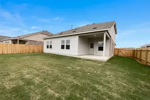 501 Vantage Dr, Hutto, TX 78634 - Photo 22