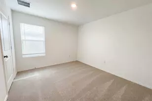 501 Vantage Dr, Hutto, TX 78634 - Photo 6