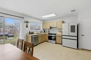 7536 Marble Ridge Dr, Austin, TX 78747 - Photo 16