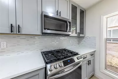 7601 West Gate Boulevard, Austin, TX 78745 - Photo 14