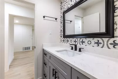 7601 West Gate Boulevard, Austin, TX 78745 - Photo 18