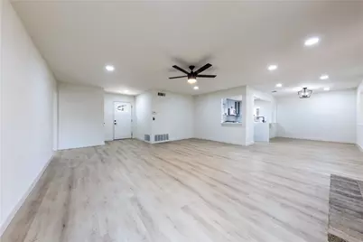 7601 West Gate Boulevard, Austin, TX 78745 - Photo 6