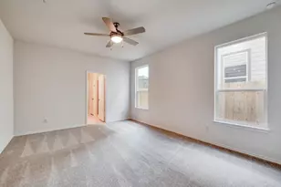 122 Lucky Texan Cv, Jarrell, TX 76537 - Photo 12